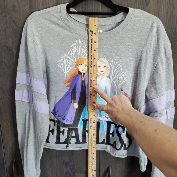 Disney Frozen ll Elsa Anna FEARLESS Lavender Gray Long Sleeve Tee T Top Size XL - Picture 6 of 8